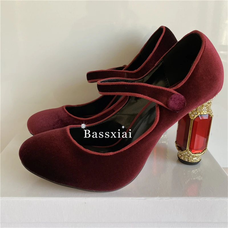 Luxury Velvet Round Toe T-Strap Women Pumps Side Fretwork Jeweled Crystal Diamond High Heel Banquet Shoes For Girls