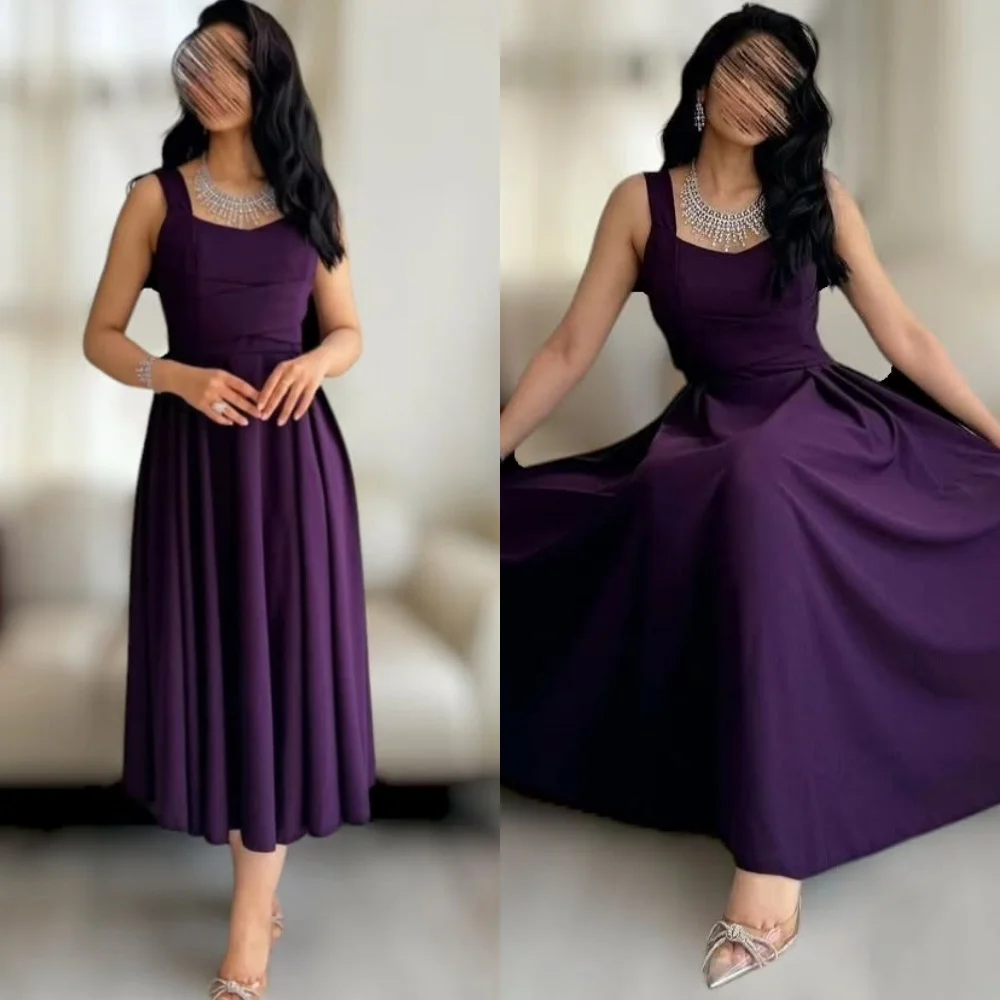 사용자 정의 절묘한 보라색 스퀘어 칼라 이브닝 드레스 우아한 새틴 민소매 댄스 파티 드레스 공식 생일 파티 Dresse