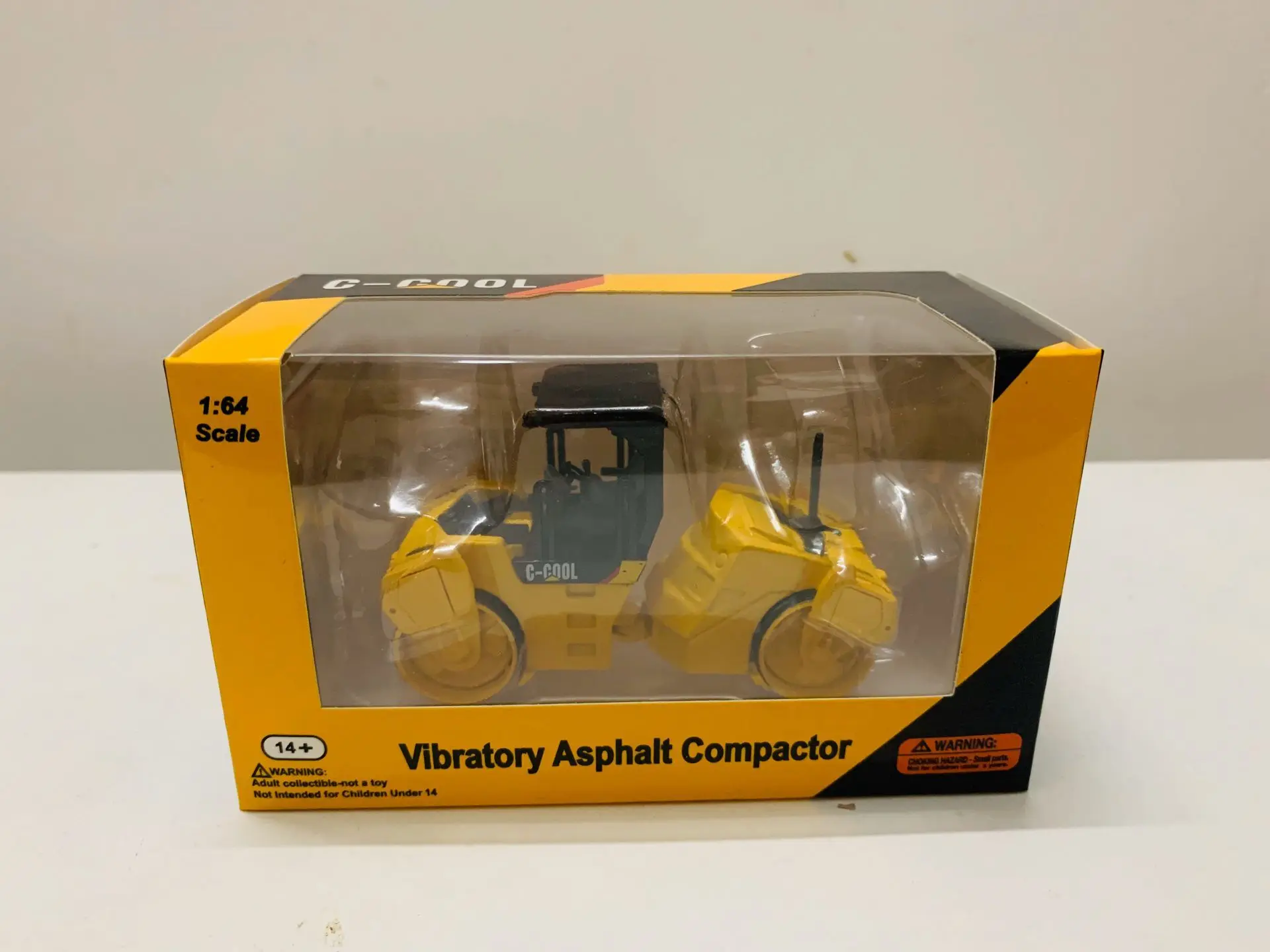 Vibratory Asphalt Compactor 1:64 Scale Toy Model Construction vehicles C-Cool Model