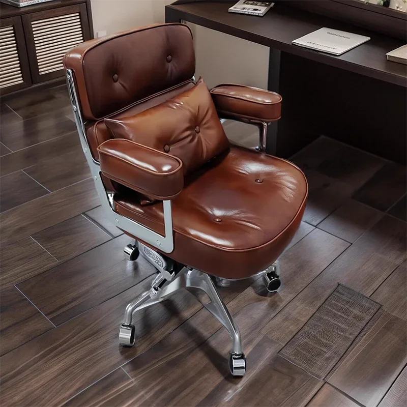 Repose-pieds Ergonomique En Bois Rouge Sous Le Bureau