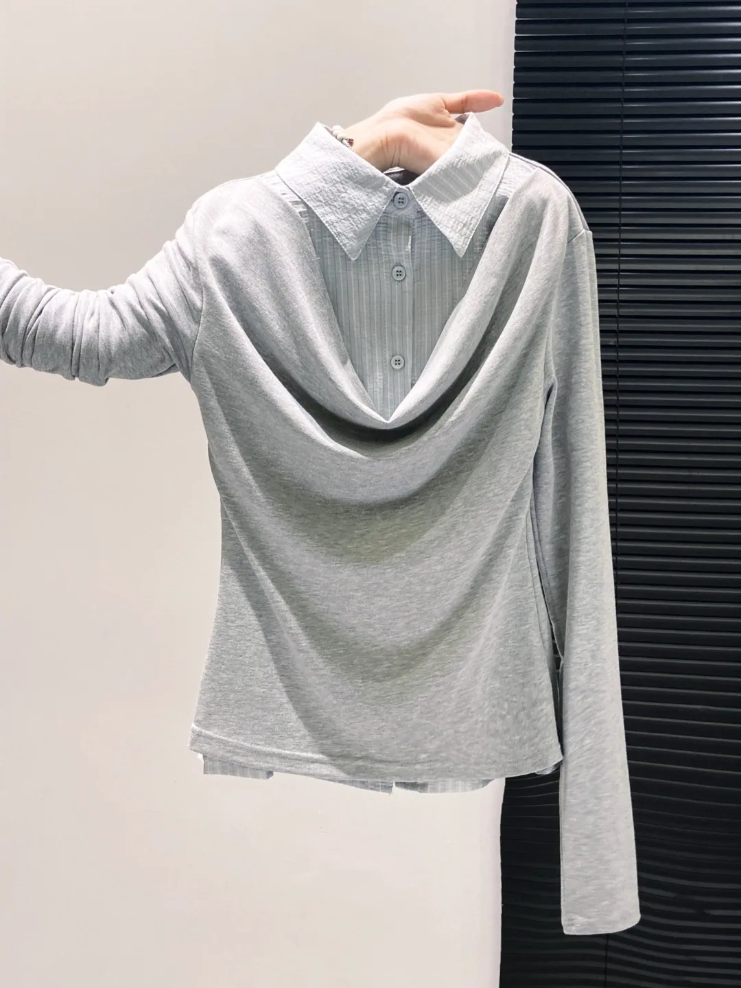 

Женская футболка из двух частей с воротником-стойкой и воротником-стойкой, облегающая женская футболка ort Sle Commute Sle, корейская версия 2025...