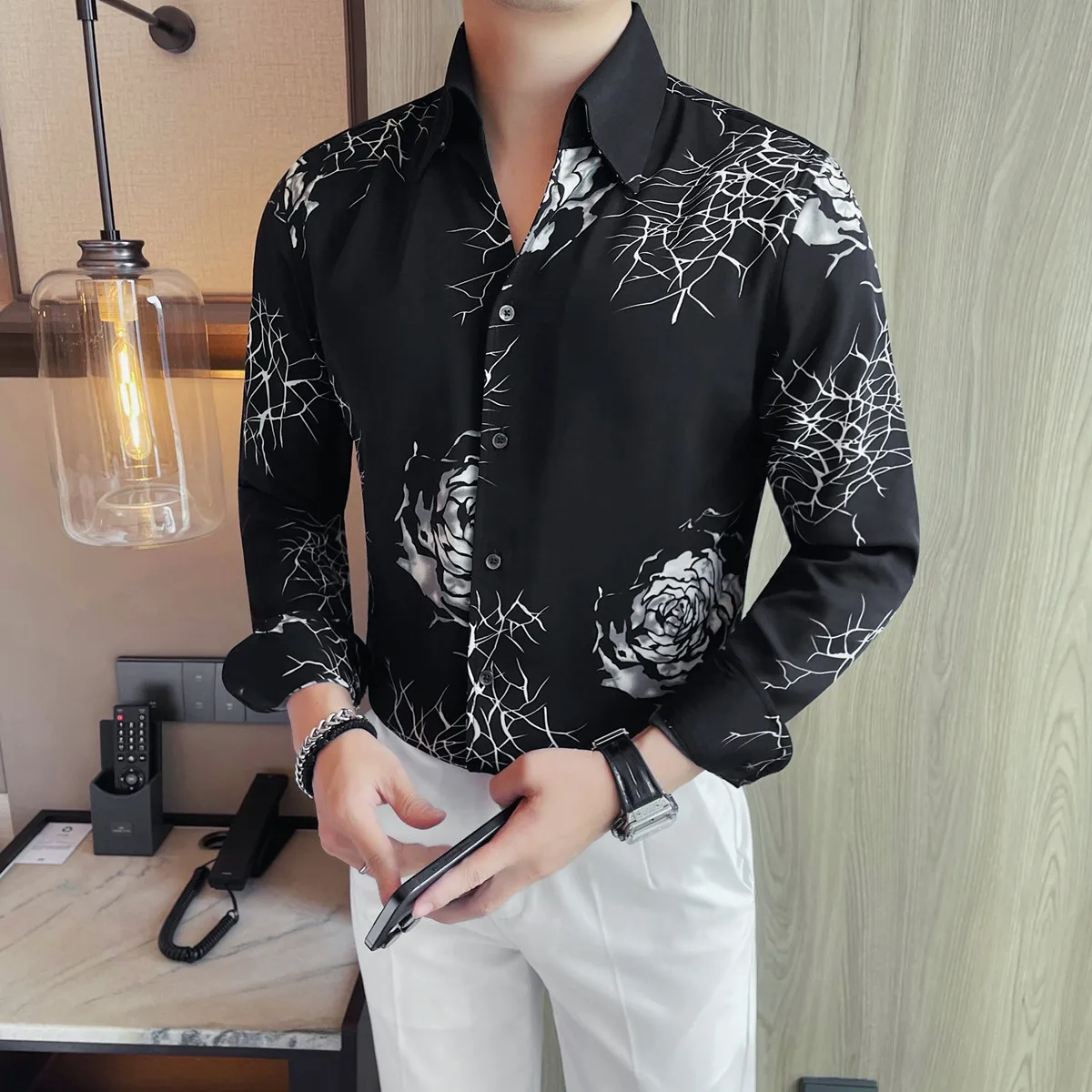 

High Quality Floral Shirt for Men Long Sleeved Versatile Casual Shirt Trendy Streetwear Lapel Shirt Hawaiian Vacation Shirts
