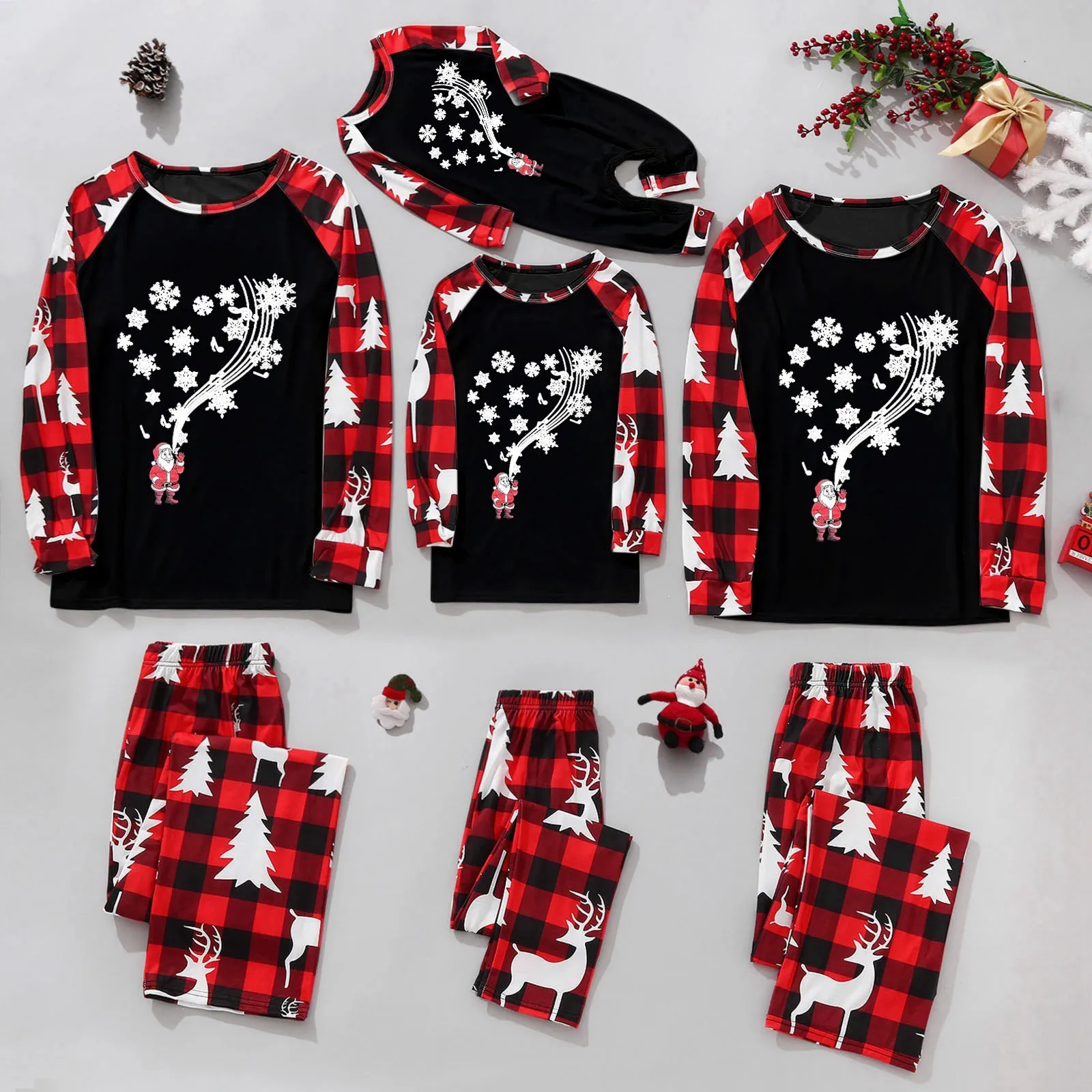 Christmas Family Matching Pajama Set New to 2025 Merry Christmas Printed Senior Adult Children's Pajama Overalls Baby Jumpsuit