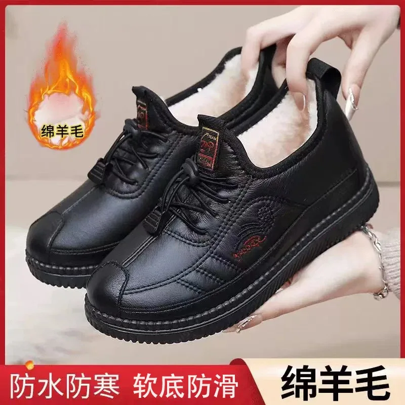 

2025 Cloth Shoes Women's Shoes in Old People Waterproof Breathable Flat Mom Antiskid Grandma Soft Bottom and Comfortable Shoes