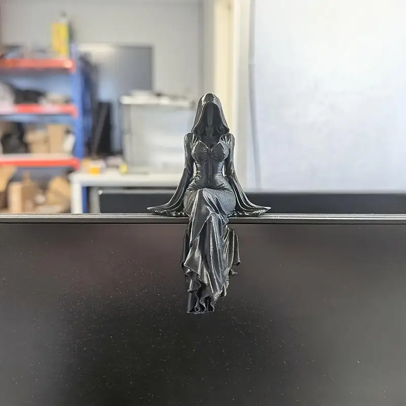 Weibliche Harzstatue des Todesengels, gotische sitzende Skulptur mit Sichel, düstere ästhetische Dekoration für Zuhause, Büro und Bücherregal – Detail 11
