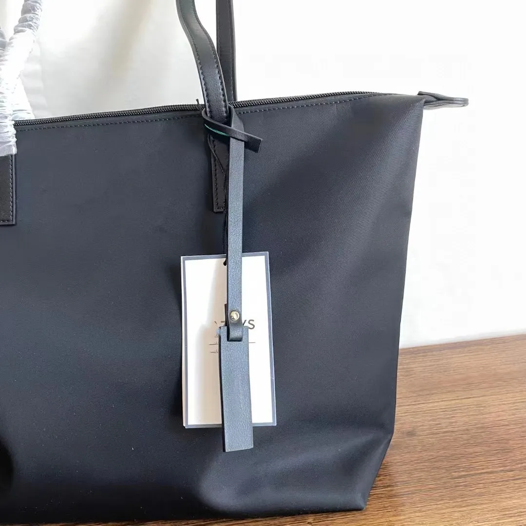 Bolso clásico de nailon para mujer, bolsa de viaje de gran capacidad, a la moda y versátil, de un solo hombro, de compras