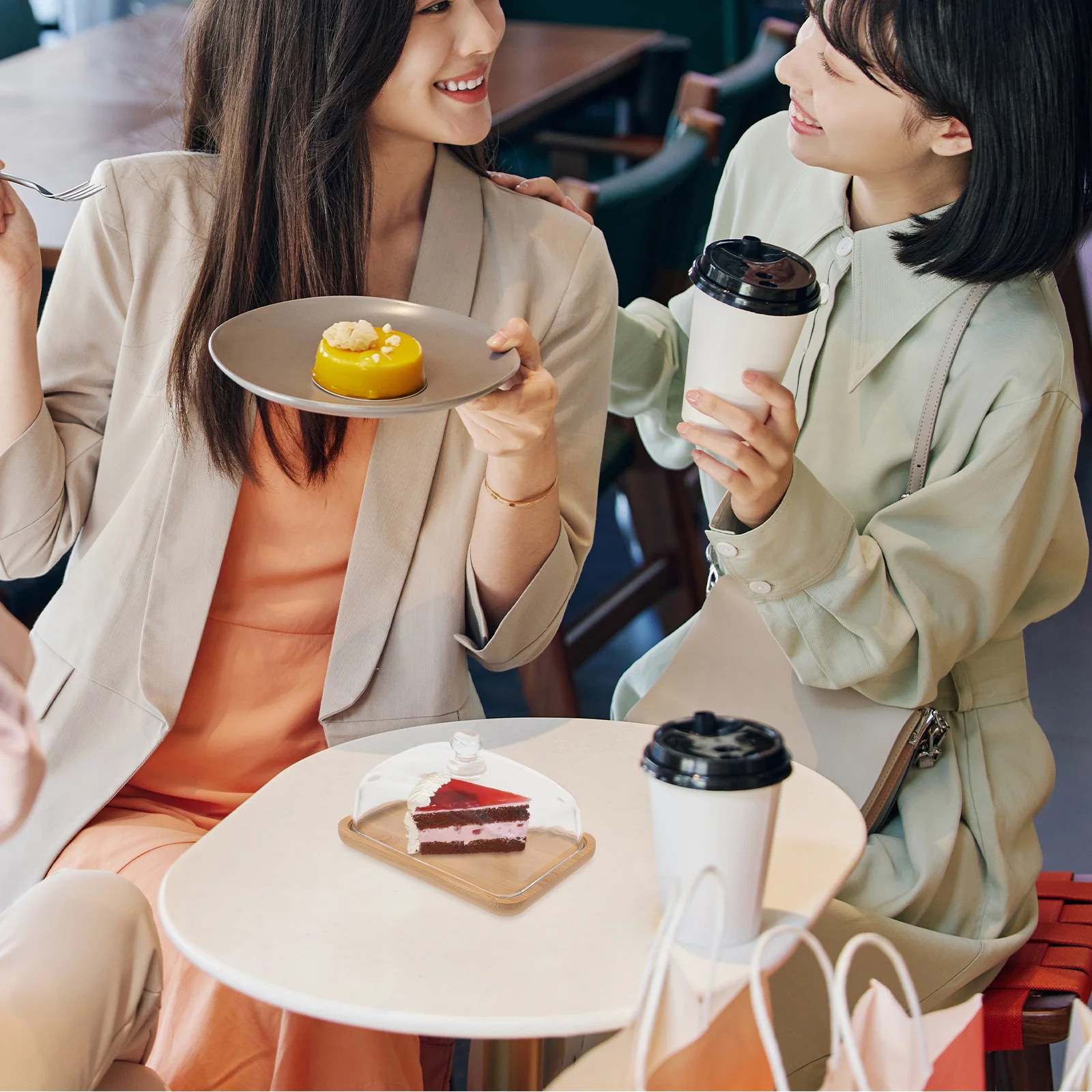 

1 set 1 Set Glass Cake Tray Transparent Dessert Plate With Handle Food Storage Keeper Fresh Insect Proof Kitchen Accessory