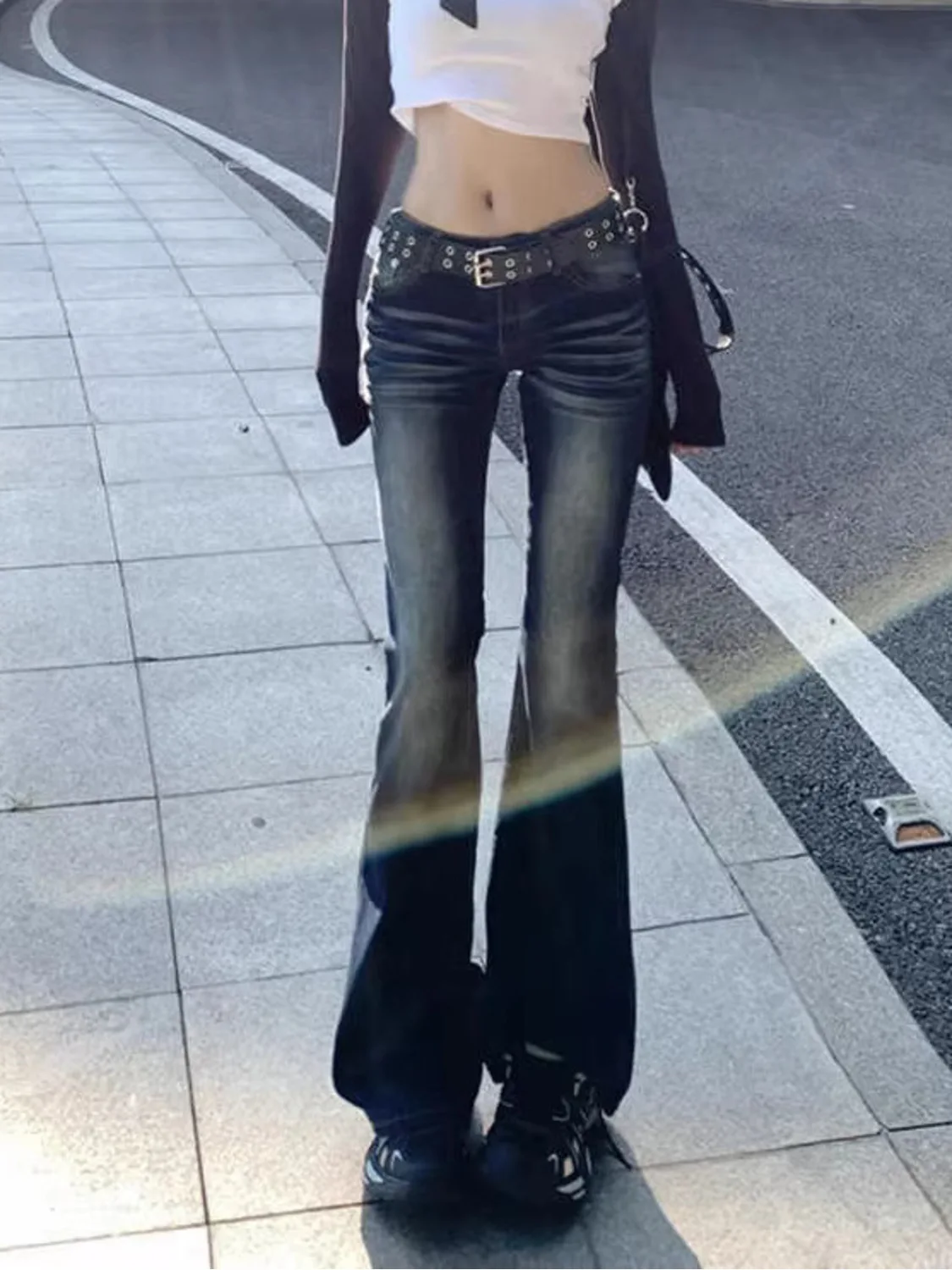 

Women's Dark Blue Vintage Wash Slightly Flared Jeans High-Waisted Bootcut Denim Pants S-3XL