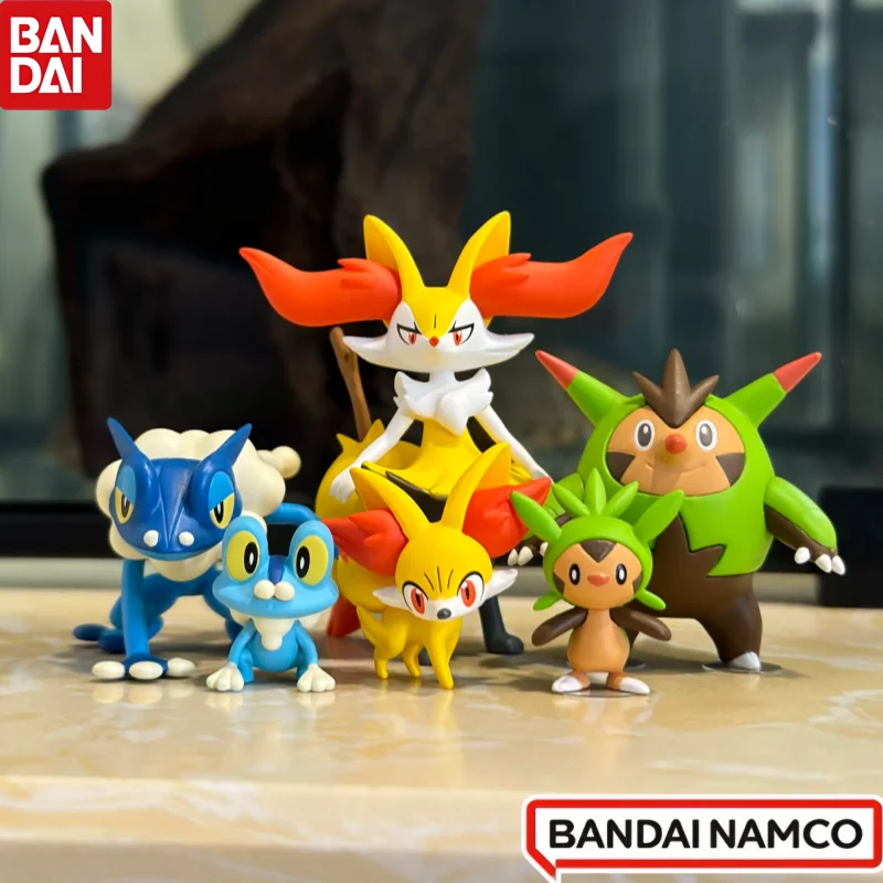 Conjunto de Figuras Colecionáveis de Anime BANDAI Pokemon Shokugan Scale World Região Kalos Greninja Sylveon Serena Froakie Dedenne