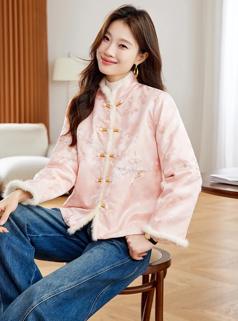 

2026 Chinese Luna New Year Winter Women Quilted Overcoat