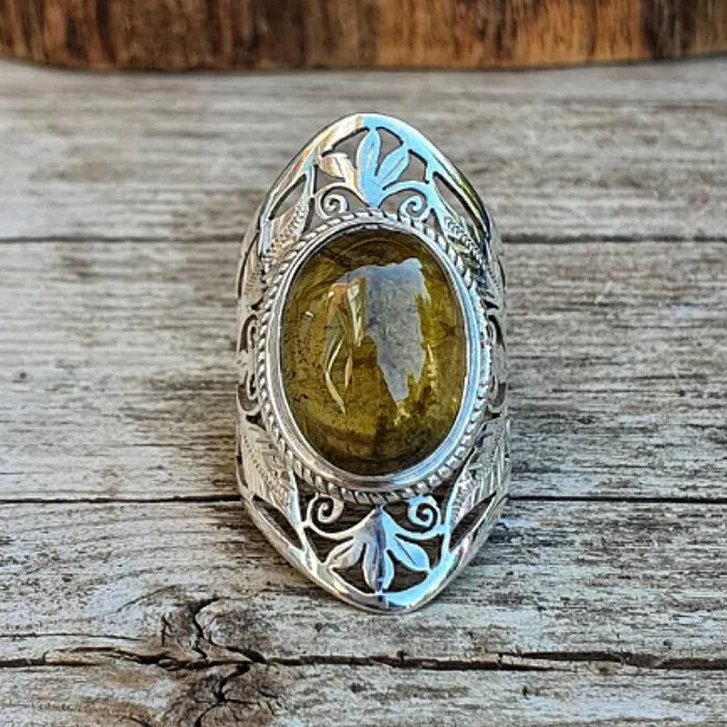 Men's Classic Olive Green Gemstone Ring Vintage Artistic Engraved Openwork Silver Finger Band, Unique Party Accessories Gifts
