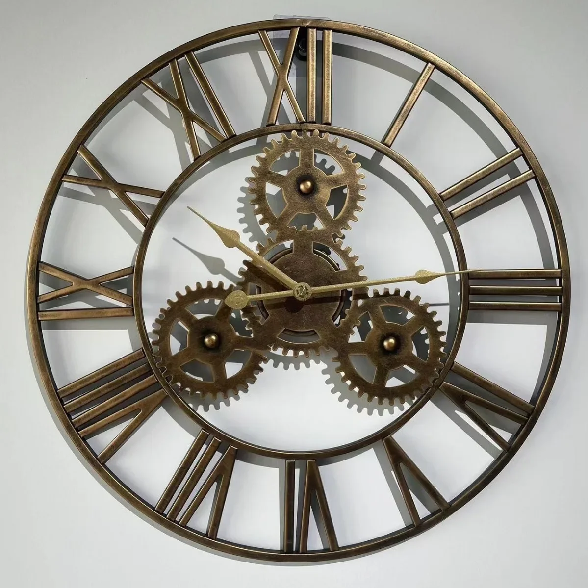 40cm Retro Metal Wall Clock 3D Home Decoration Art Large Gear Iron Retro Wall Clock Hand Hanging on The Wall As A Gift