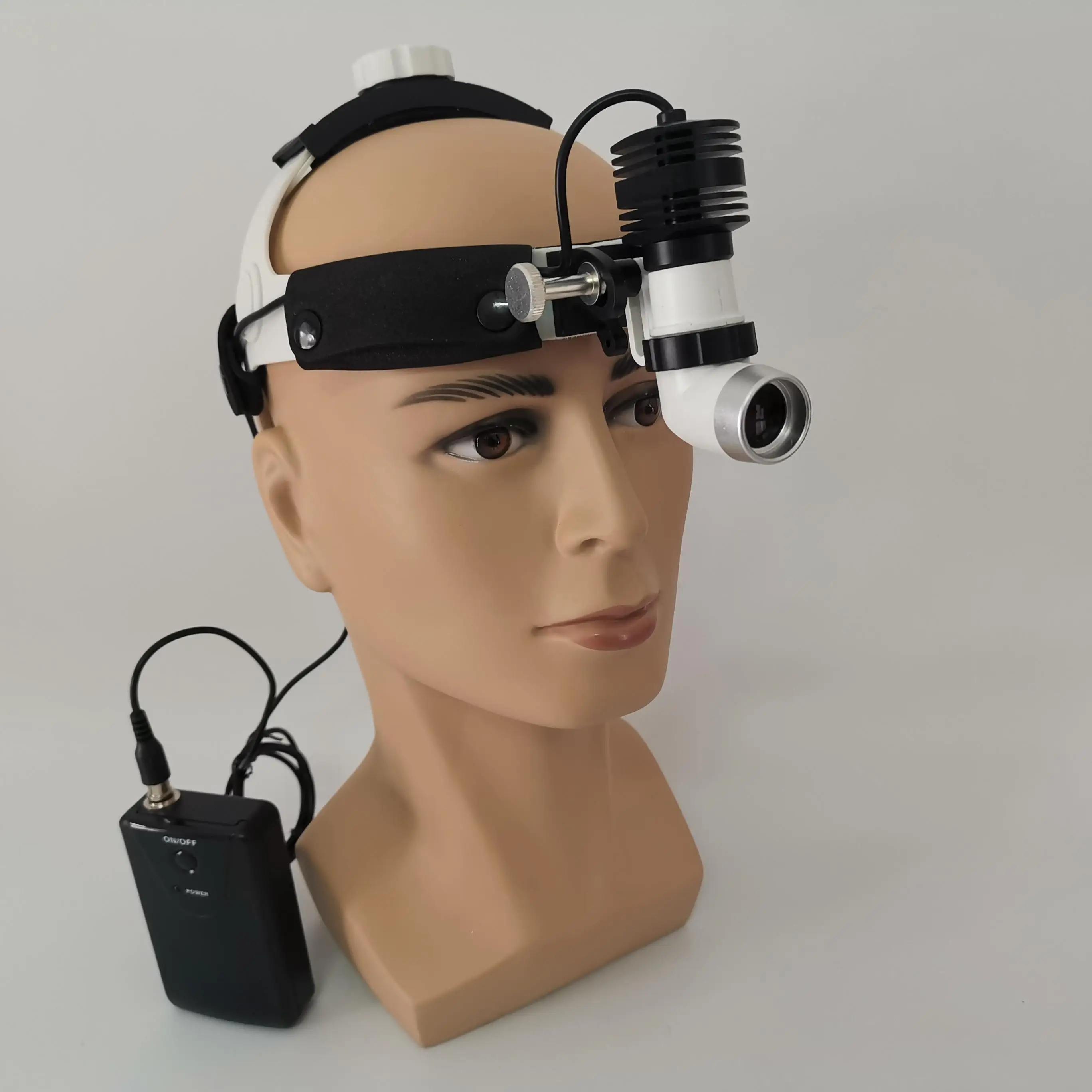 medical headlamp with anti-glare lenses LED 5W 20000lux illumination intensity, 4 hours  life