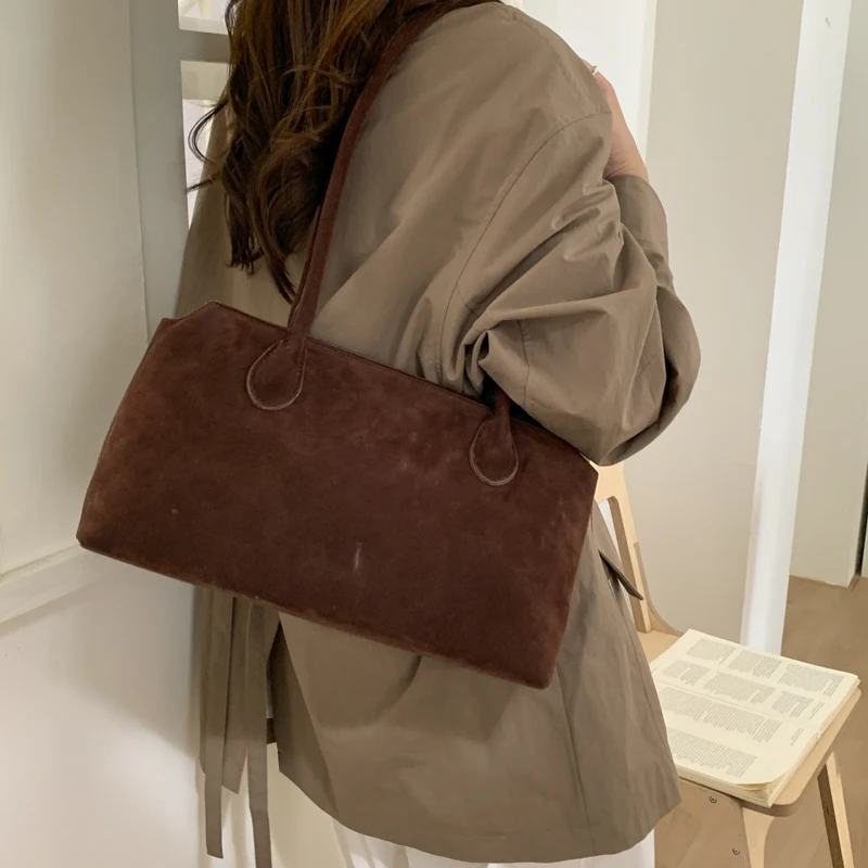 

New Retro Matte Leather Women's Underarm Bag large capacity Tote Bag daily Commuter Bag Casual Zipper Anti-Scratch shoulder bag