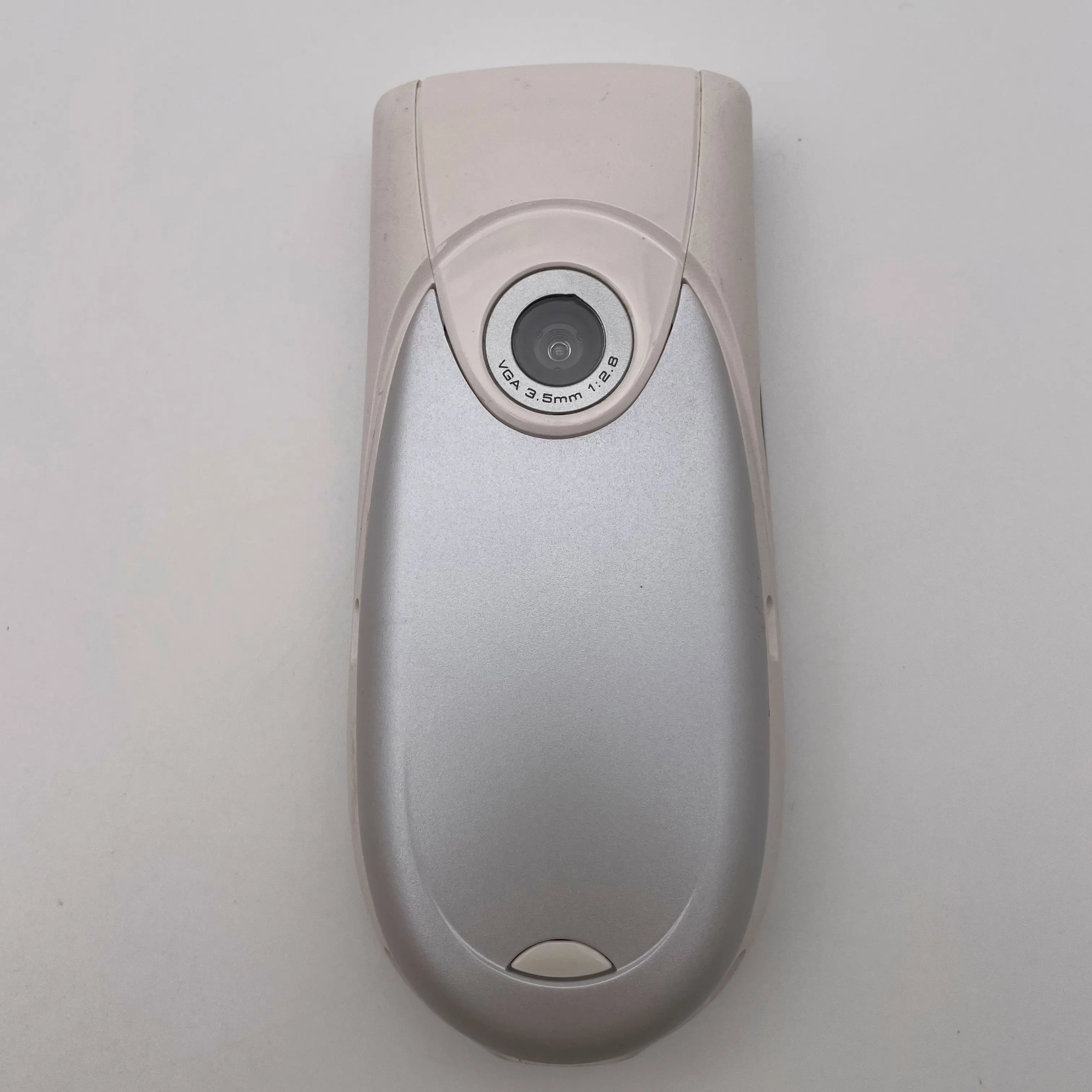 هاتف محمول أصلي غير مقفول 3650 بشريحة واحدة GSM 900/1800 مزود بتقنية البلوتوث ولوحة مفاتيح عربية روسية مصنوعة في فنلندا