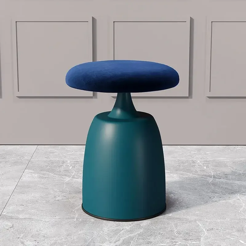 Nordic modern bedroom light luxury simple small round stool, internet famous fashionable home dining chair