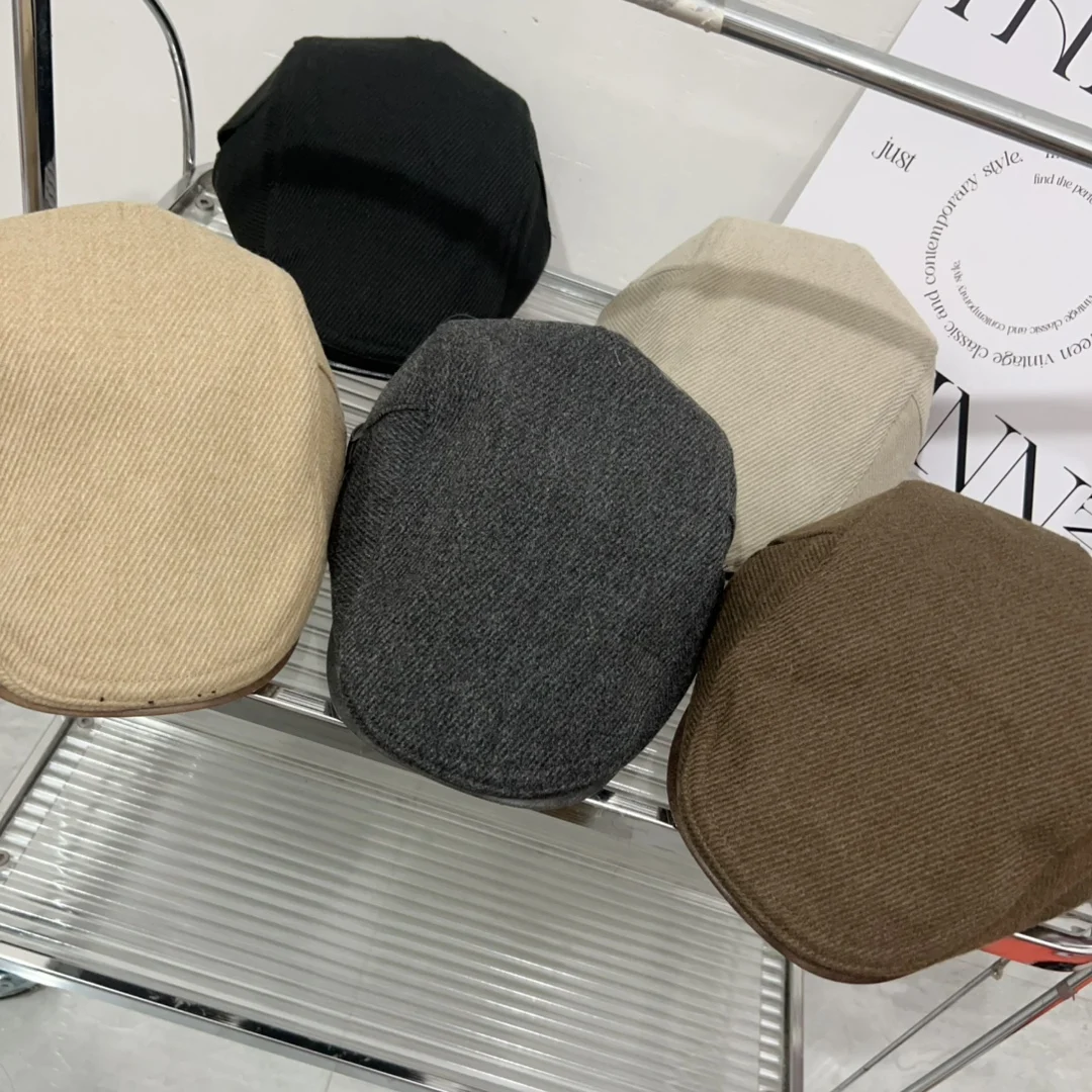 Autumn Winter Warm Woolen Forward Hat women's Versatile Solid Color Texture Short Eave Duckbill Hat Versatile 4m774