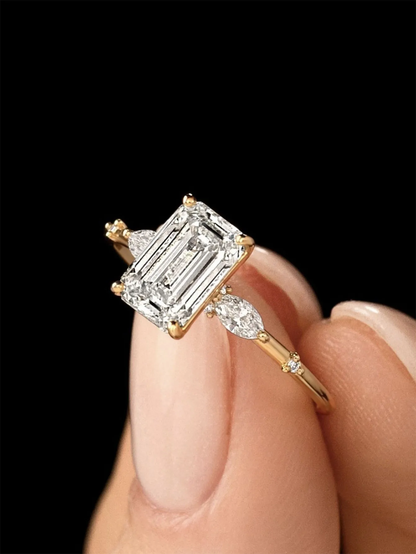 S925 خاتم فضي مستطيل مثمن 7*10 مللي متر 3.5CT مويسانيتي ، مجوهرات عالية الجودة ، عصرية ، مناسبة لتقديم الهدايا