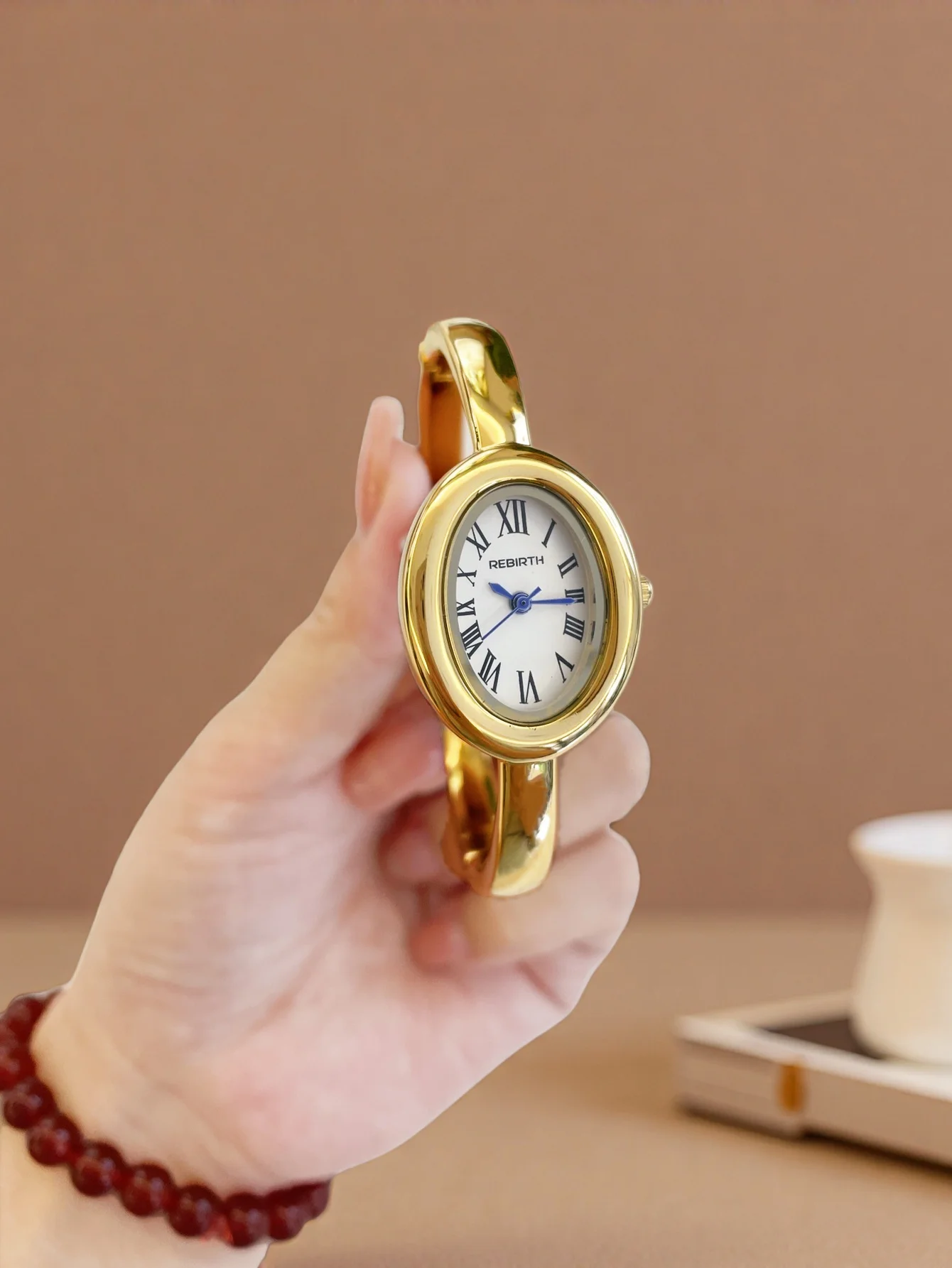 

Casual, Versatile, Simple and Fashionable Roman Scale Display Women's Watch