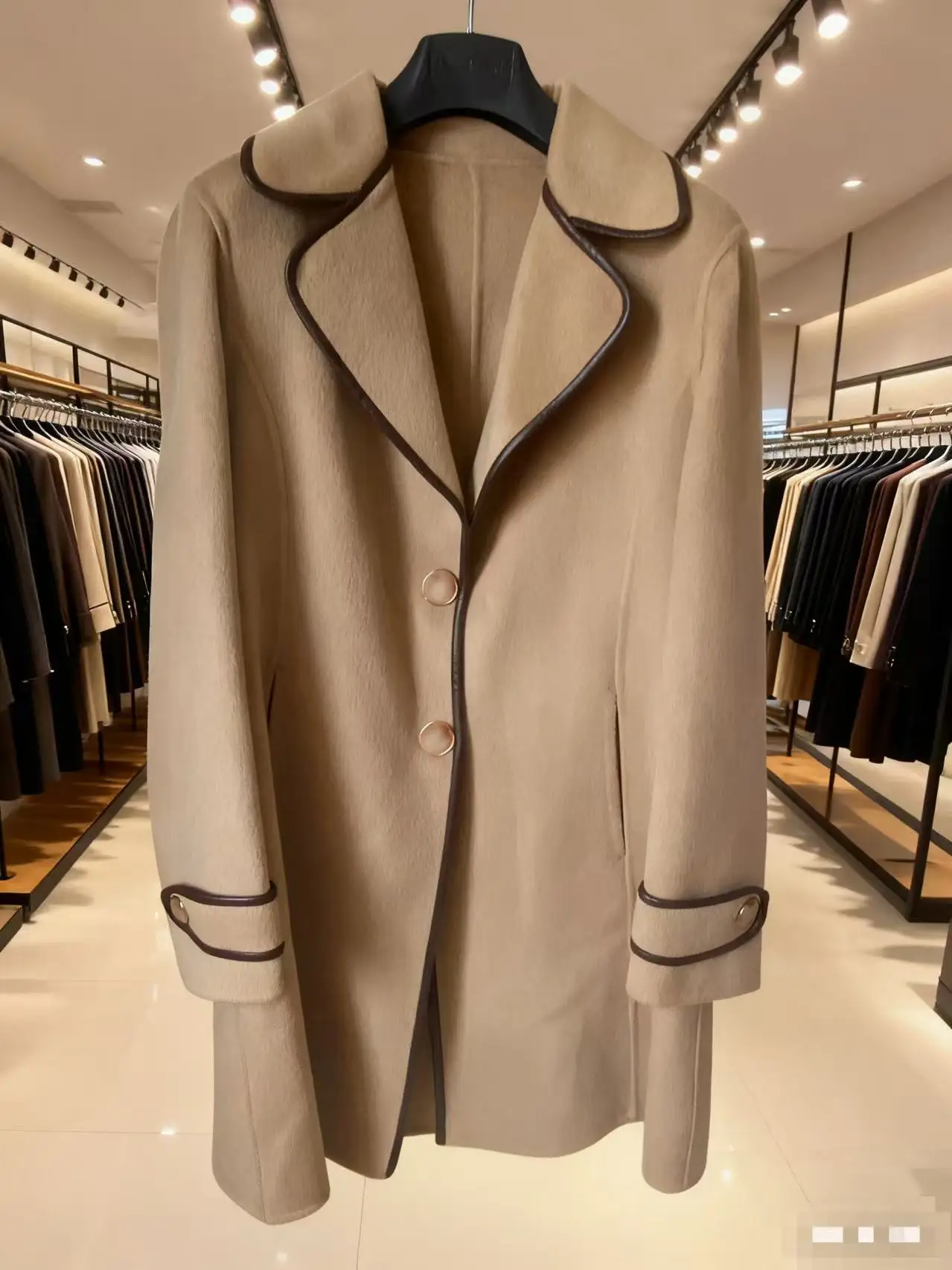 معطف صوف أنيق عالي الجودة قابل للعكس للنساء وصل حديثًا لخريف وشتاء 2025 معطف صوف متوسط الطول #2