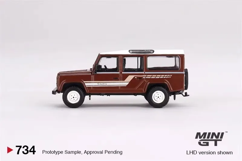 Mini Gt Car Model 1/64  Land Rover Defender 110 1985 car model simulation room display cars model boy collection birthday gift