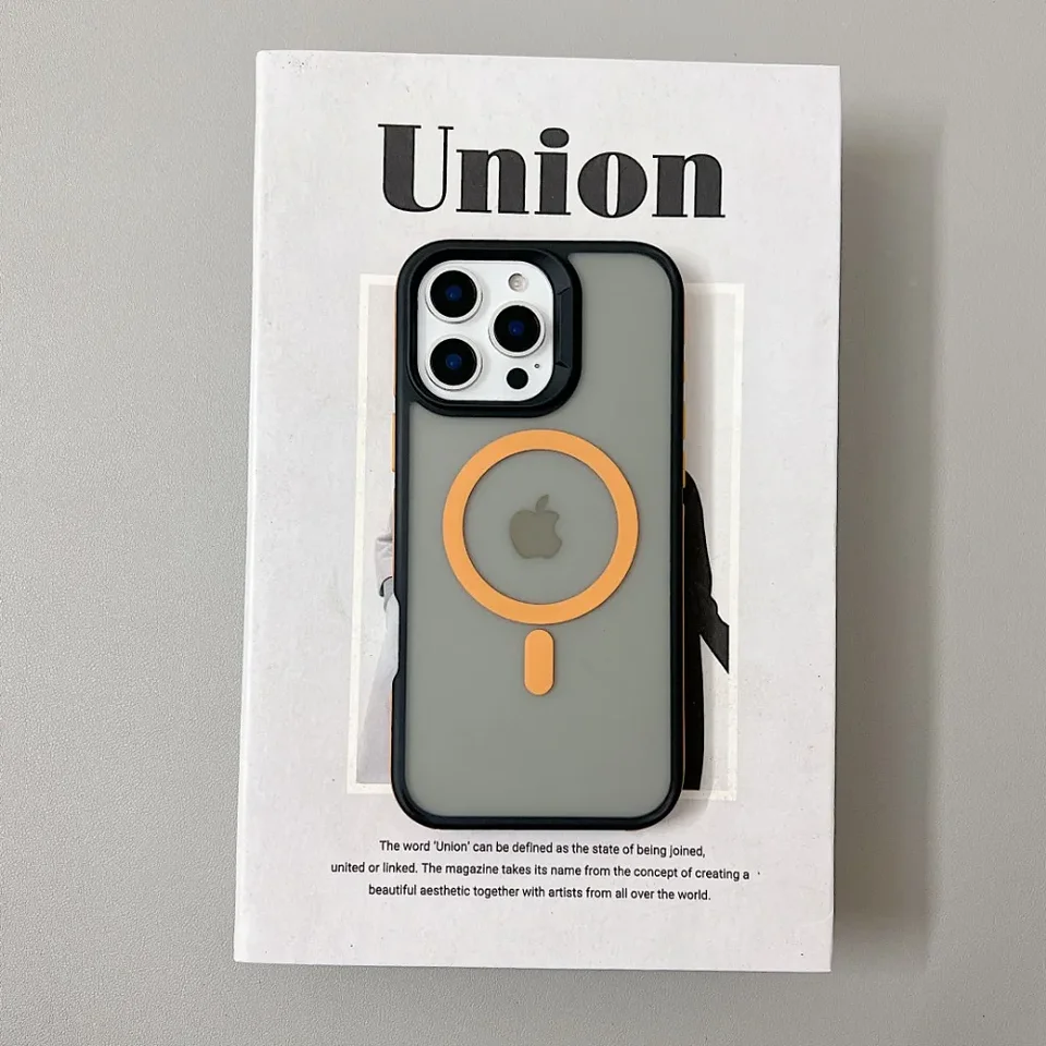 Funda magnética de lujo mate translúcida a prueba de golpes para iPhone 11 12 13 14 15 16 17 ProMax, para carga inalámbrica Magsafe 4