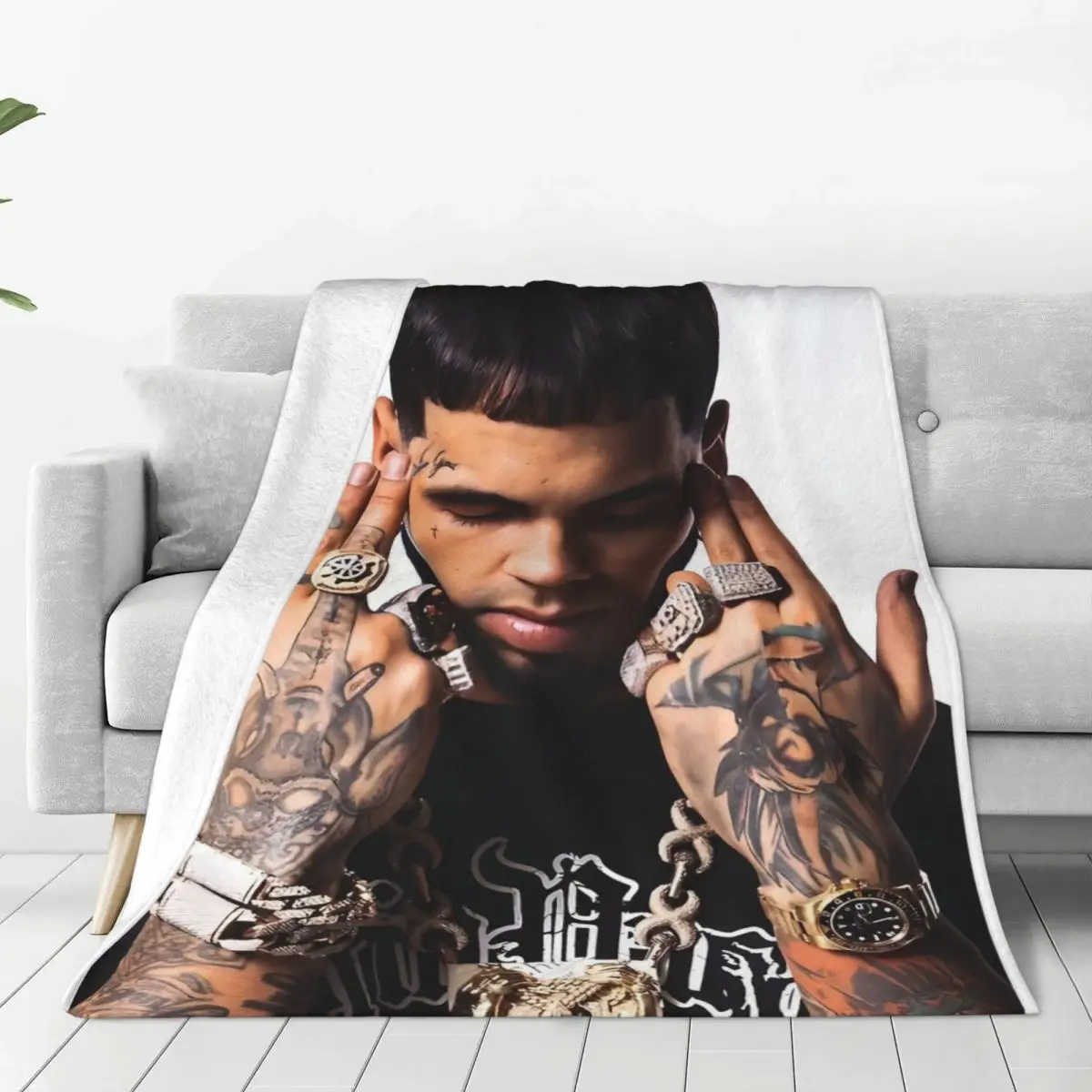 Anuel AA Flannel Throw Blanket Vintage Hip Hop Rapper Blanket for Sofa Bedroom Warm Bed Rug