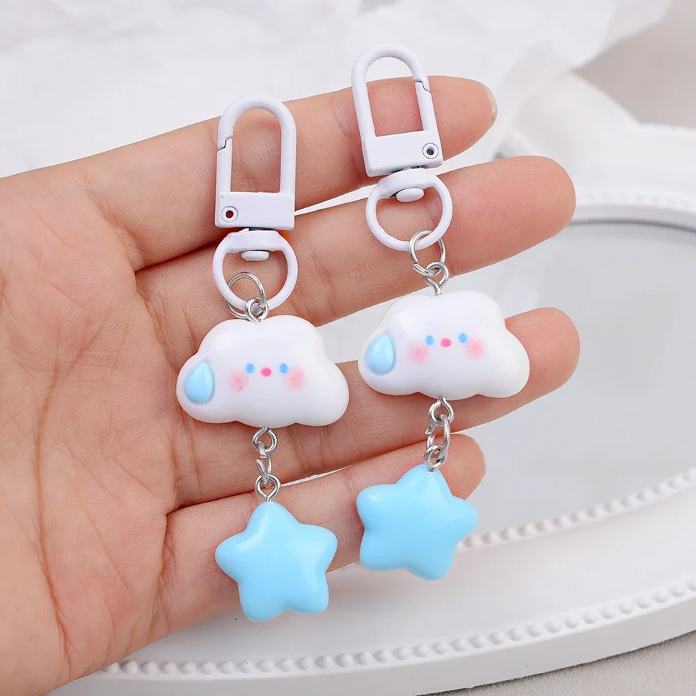 Llavero de estrella azul nube para llaves de coche, accesorios de diseño Kawaii, bolso de mano, colgante, 1/5 piezas