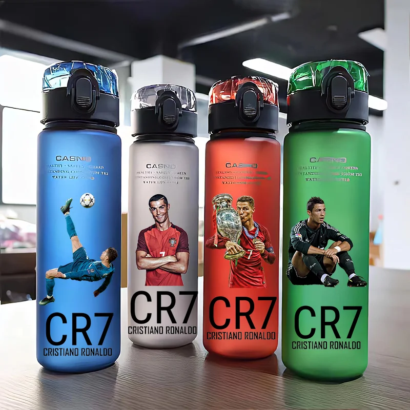 

CR7 560ML Red Black Blue Green Water Cup Cristiano Ronaldo Dos Santos Aveiro Football Star Water Cup Back To School Season Gift