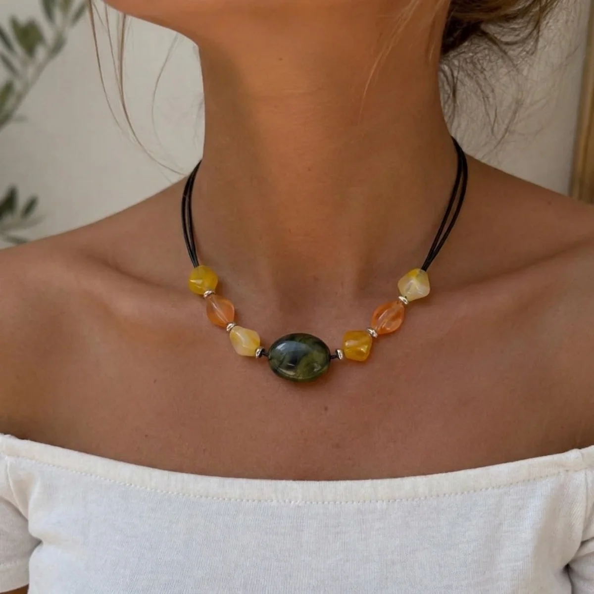 Ästhetische Boho-Halskette mit unregelmäßigen Acrylperlen und schwarzem Seil für Damen und Herren, Retro-Handarbeit, geometrischer Choker, Partyschmuck – Detail 23