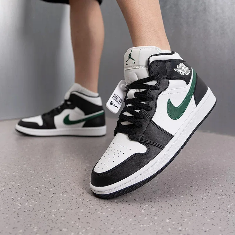 Nike Men's AJ Basketball Shoes - New Air Jordan 1 High-Top Sporty Casual Shoes DQ8426-004 view 2