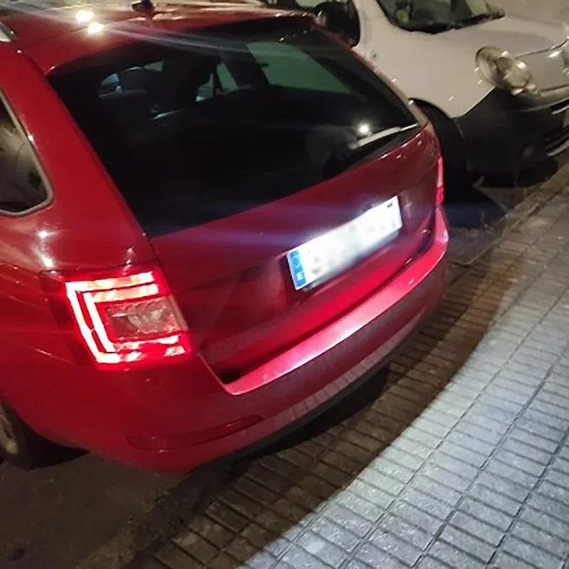 Para oświetlenia tablicy rejestracyjnej LED Automatyczna lampka sygnalizacyjna LED Pasuje do SKODA Octavia 3 / Superb B6 / Rapid / Yeti / Fabia — zdjęcie 3
