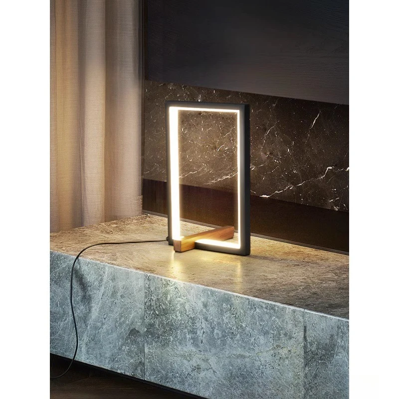 Lampada da scrivania semplice di design, lampada da scrivania per pianoforte in noce di lusso