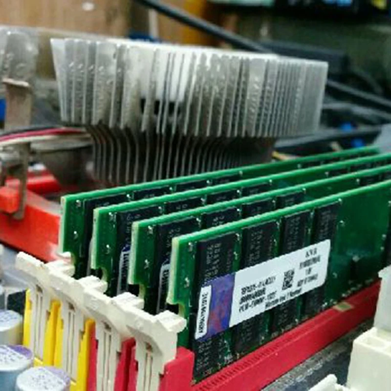 2X 4GB DDR2 ذاكرة الوصول العشوائي 800Mhz 1.8V PC2 6400 DIMM 240 دبابيس ل AMD اللوحة الأم ذاكرة الوصول العشوائي