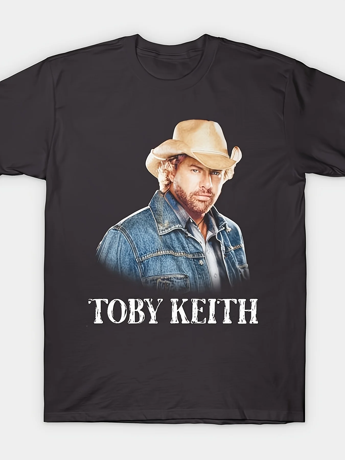 Unisex 100% T-Shirt with Toby Keith Text Print for Men and Women, Soft and Suitable for All Seasons, Essential Casual Streetwear, Versatile Style for Every Season, and an Ideal Gift