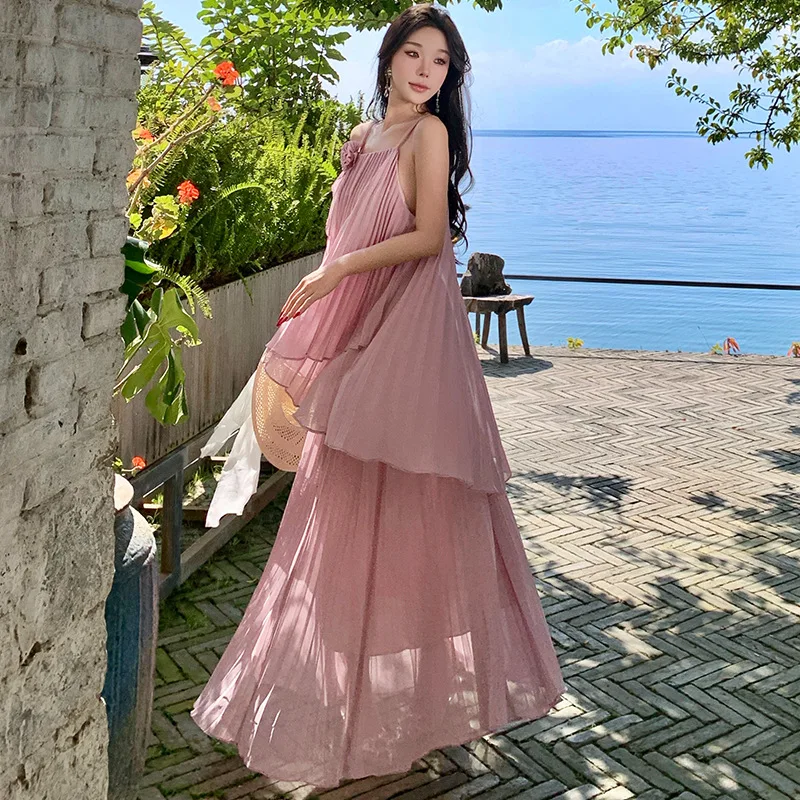 

2026 Beach Vacation Maxi Dress Set French Elegant Style, Two-Piece Set with Strappy Top and Pleated Skirt