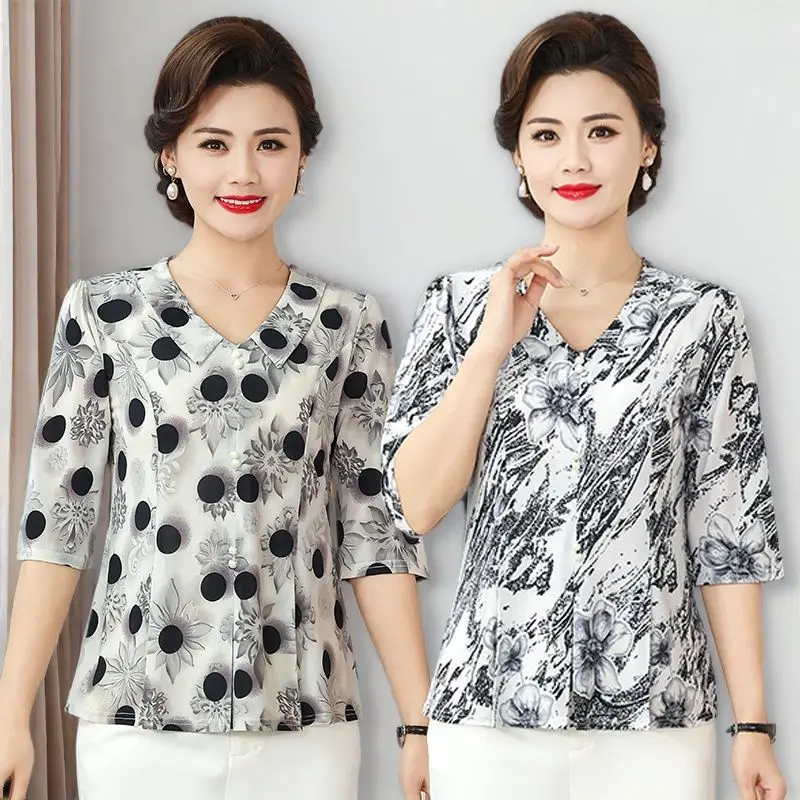 

New Style Mid-sleeve Printed Loose T-shirt Top Mom's Summer Doll Collar