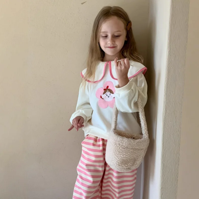

Girls' Outfit Spring New Fashionable Casual Little Girl Cartoon Sweatshirt Striped Pants Two-Piece Set