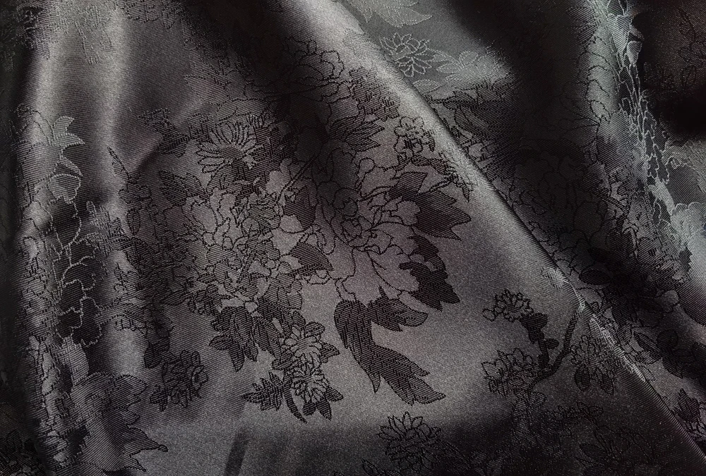 1 Meter x 1,48 Meter eleganter, naturweißer Jacquard-Satin-Stoff aus weichem Polyester für Schal, Kimono, Futter – Detail 15