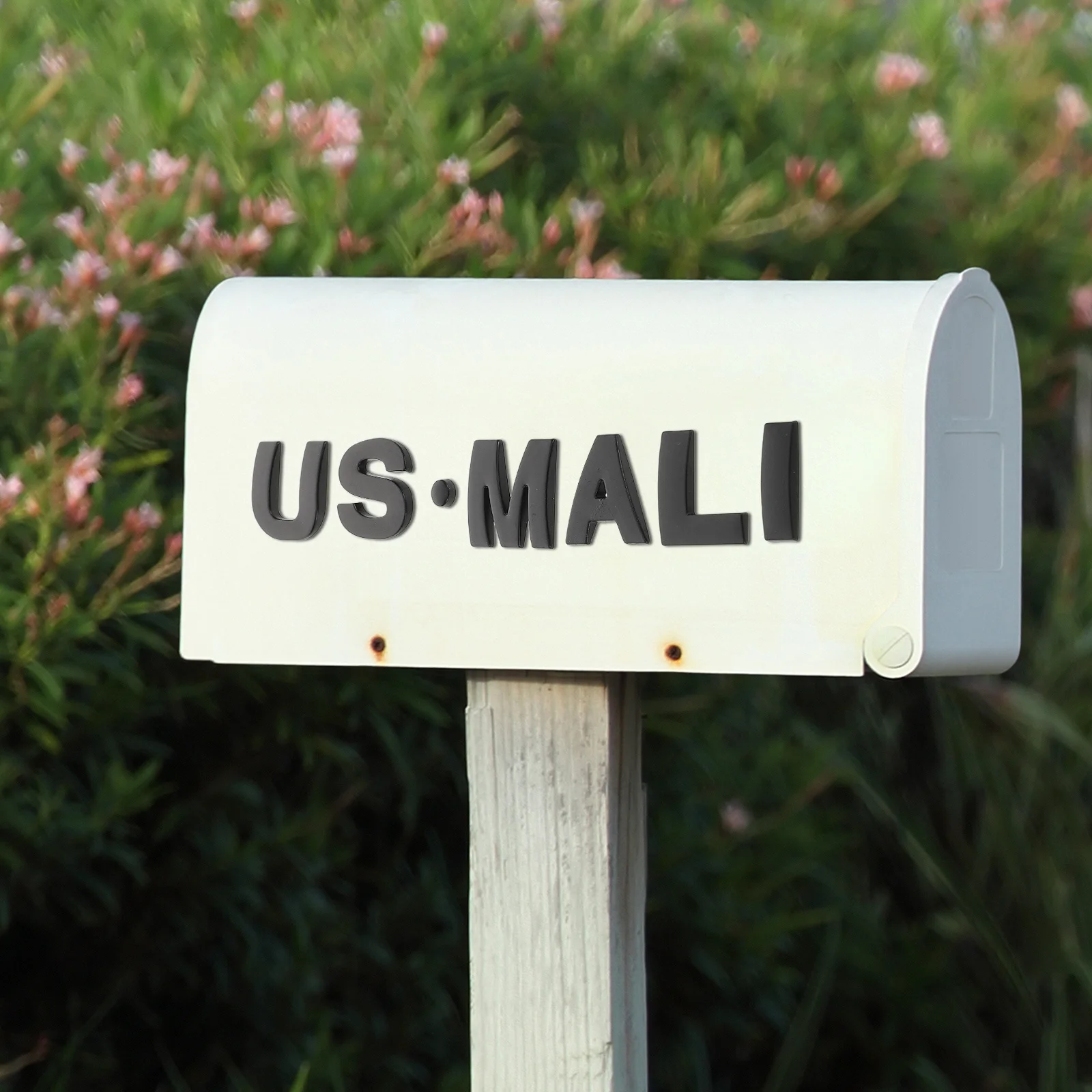 

1Set Mailbox Letters English Metal Durable Self Adhesive Letter Decals Outdoor Address Sign Mailbox Ornament Metal Letter