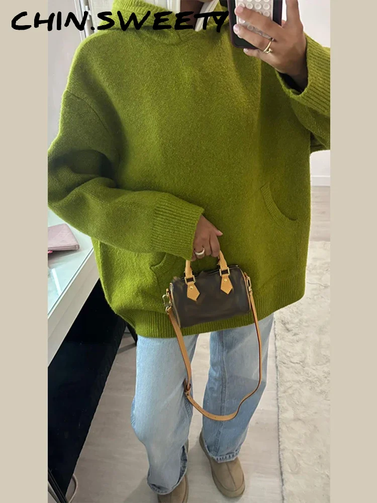 سترة نسائية محبوكة بقلنسوة غير رسمية متطابقة تمامًا مع سترة خضراء فضفاضة بأكمام كاملة وجيب للسيدات بلوفر نسائي للخريف والشتاء