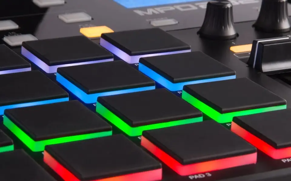Akai Professional MPD232 | MIDI Drum Pad Controller with Software