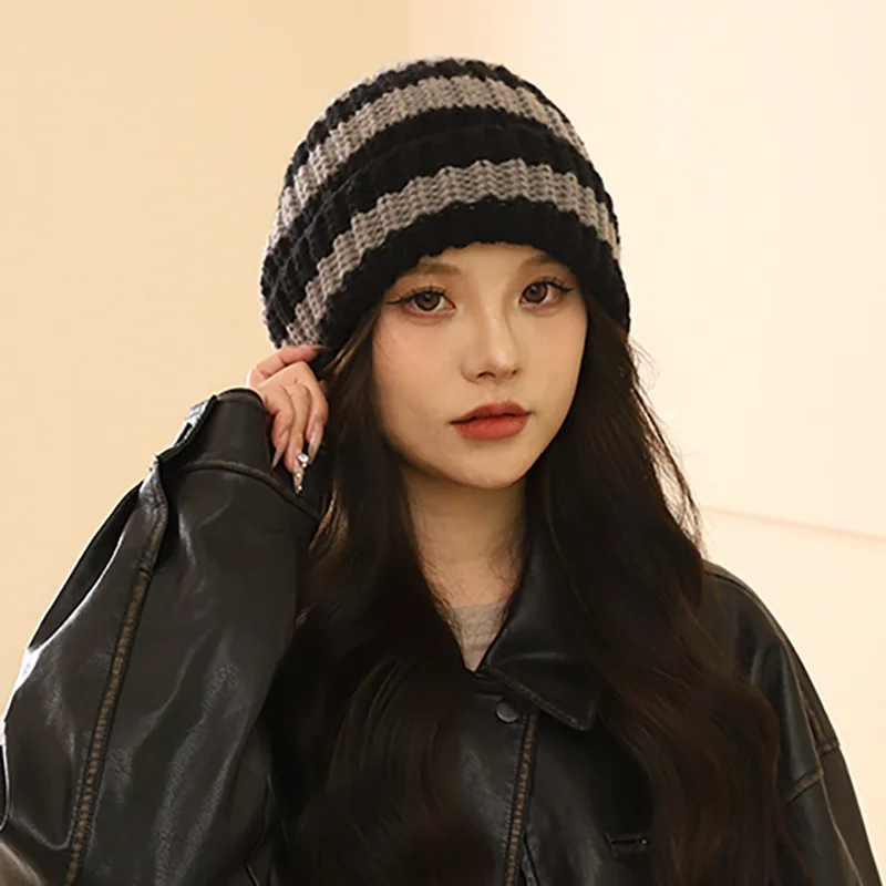 chapeu-de-la-listrado-de-cabeca-grande-para-mulheres-chapeu-frio-de-malha-quente-para-outono-e-inverno-pulover-chapeu-de-inverno-h288