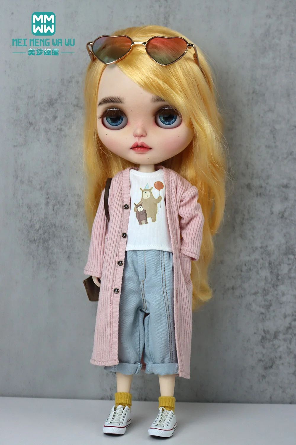 Clothes for doll fits Blyth Azone OB22 OB24 doll Long trench coat, shirt, T-shirt, jeans gift for girls