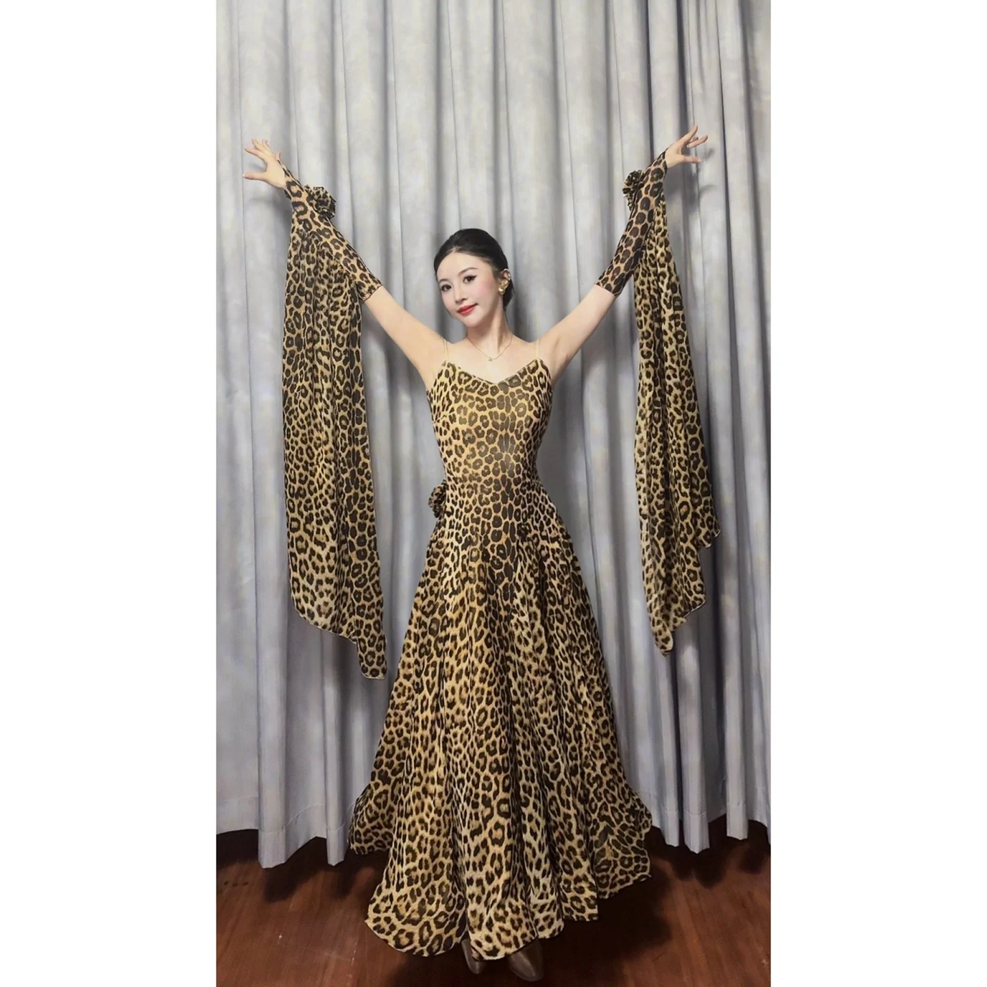 2025 Ballroom Dance Dress Waltz Dance Leopard Long Dress Performance Costume Women Competition Dress Tango Practice Wear BL18082