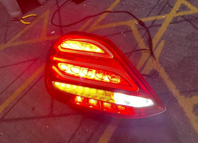 

Tail Light Assembly Replacement Car Accessories Fit For Banz BA300 2019-2024 Rear Reversing Turn Signal Brake Light