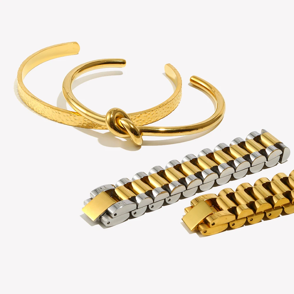 Bangla Stack: A Comprehensive Guide to Choosing the Perfect Stackable Bangles for Women