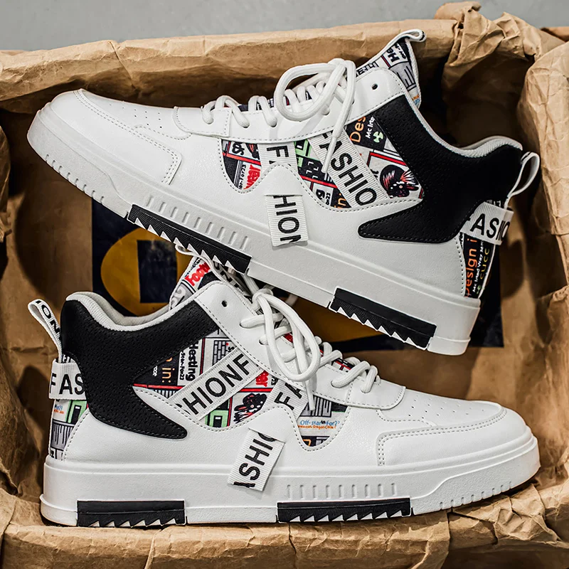 2025年新作メンズハイカットカジュアルシューズ、秋冬ファッショントレンド万能ボードシューズ、トレンドストリートウェアスニーカー