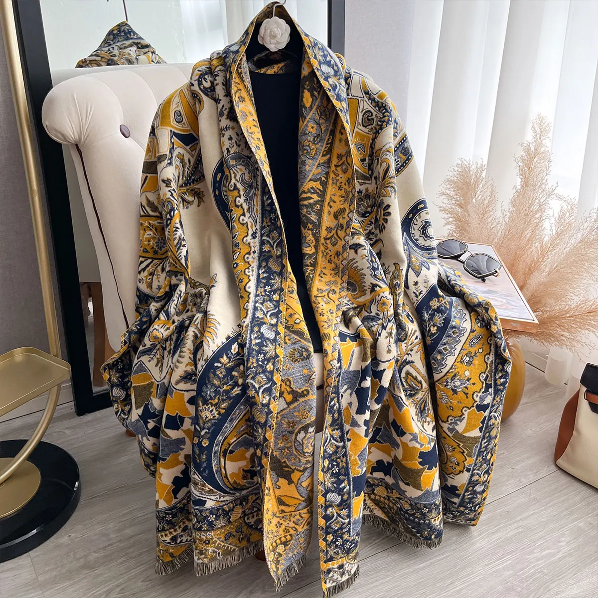 

Elegant Flower Pattern Jacquard Pashmina Imitation Cashmere Scarf Winter Thick Warmth Two-Sided Shawl Cold & Wind Proof Blanket