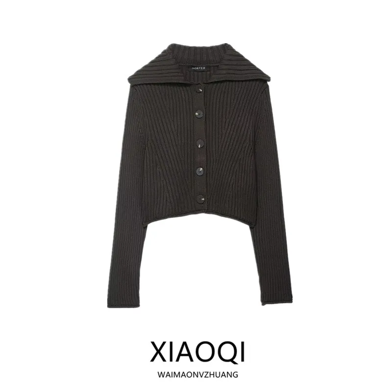 

2025 Autumn New Women's Knitted Long Sve Coat Button Flip-Cover Collar Knitwear Faionable European Sle 67727